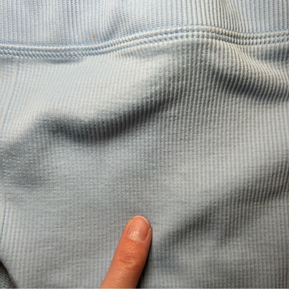 Alo Yoga Seamless Ribbed Favorite Short Light Blue Size Extra Small - Picture 7 of 13